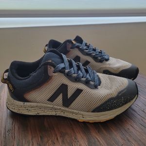 New Balance Girls Running shoes